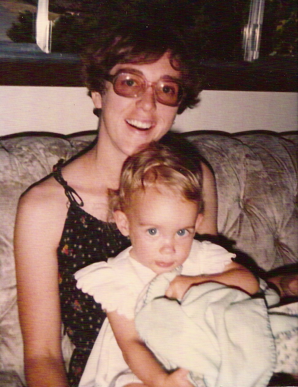 mom+me1980.jpg